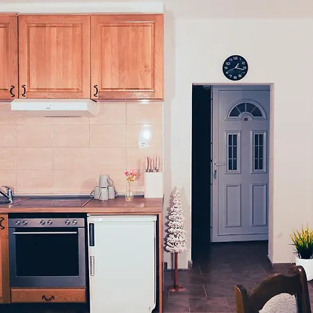 Hvar & Apartamento *